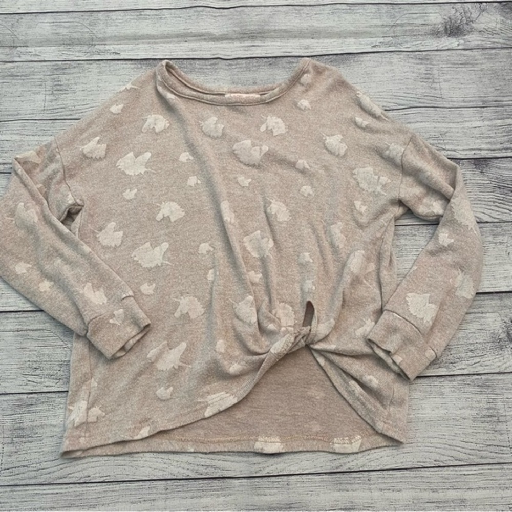 Unicorn Twist Front Beige and White Sweater Size Small